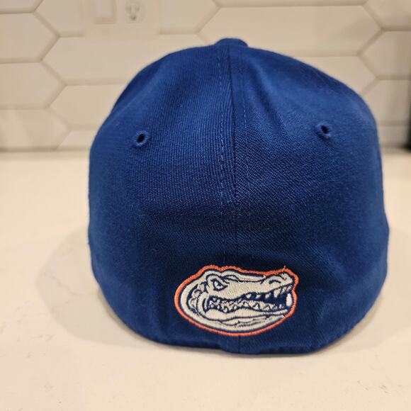Vintage University of Florida Gators Fitted Hat Cap White Blue UF One Size NCAA - Picture 4 of 8